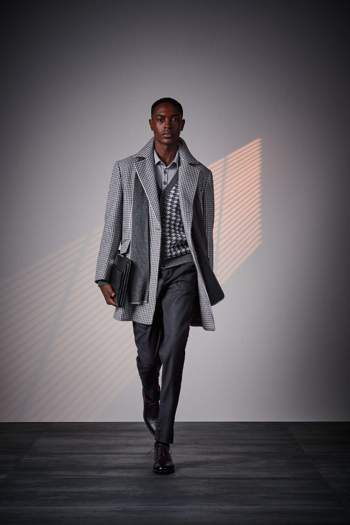 Kiton Presents Its Autumn-Winter 2022/23 Menswear Collection