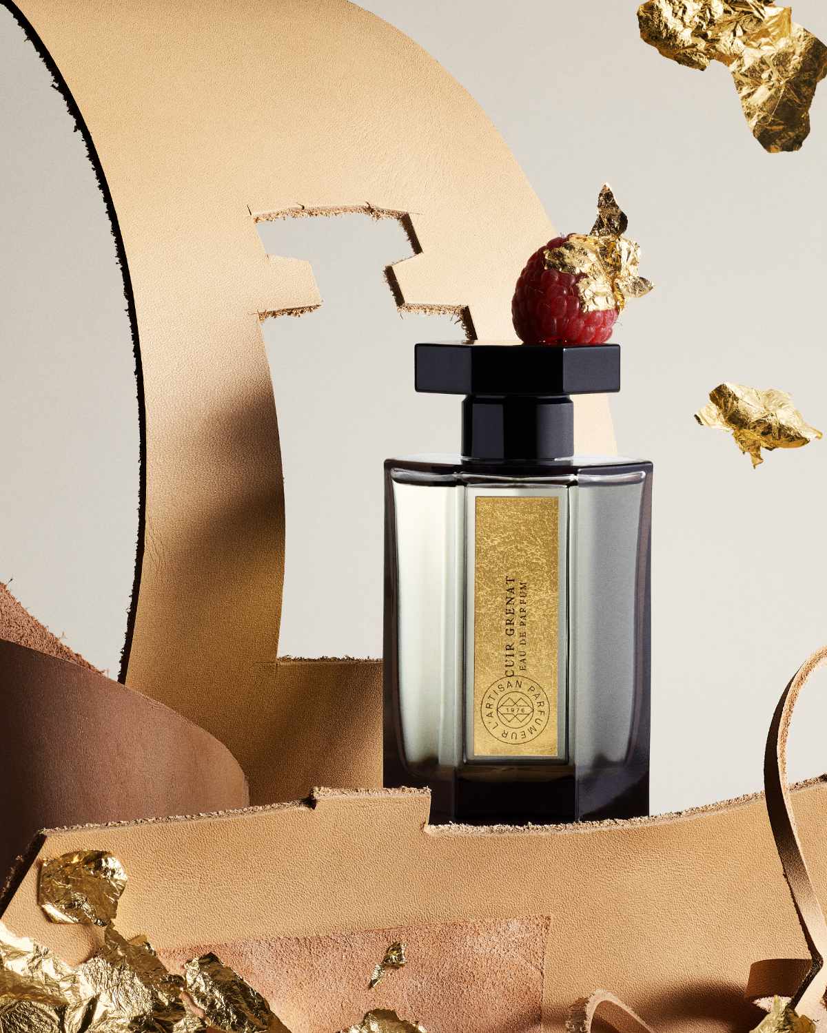 Autumn Warmth Reimagined Through L’Artisan Parfumeur’s Signature Fragrances