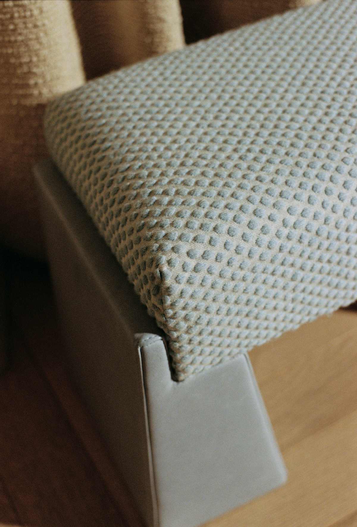 Laura Gonzalez Landscapes Exhibition: Craft And Luminescent Elegance