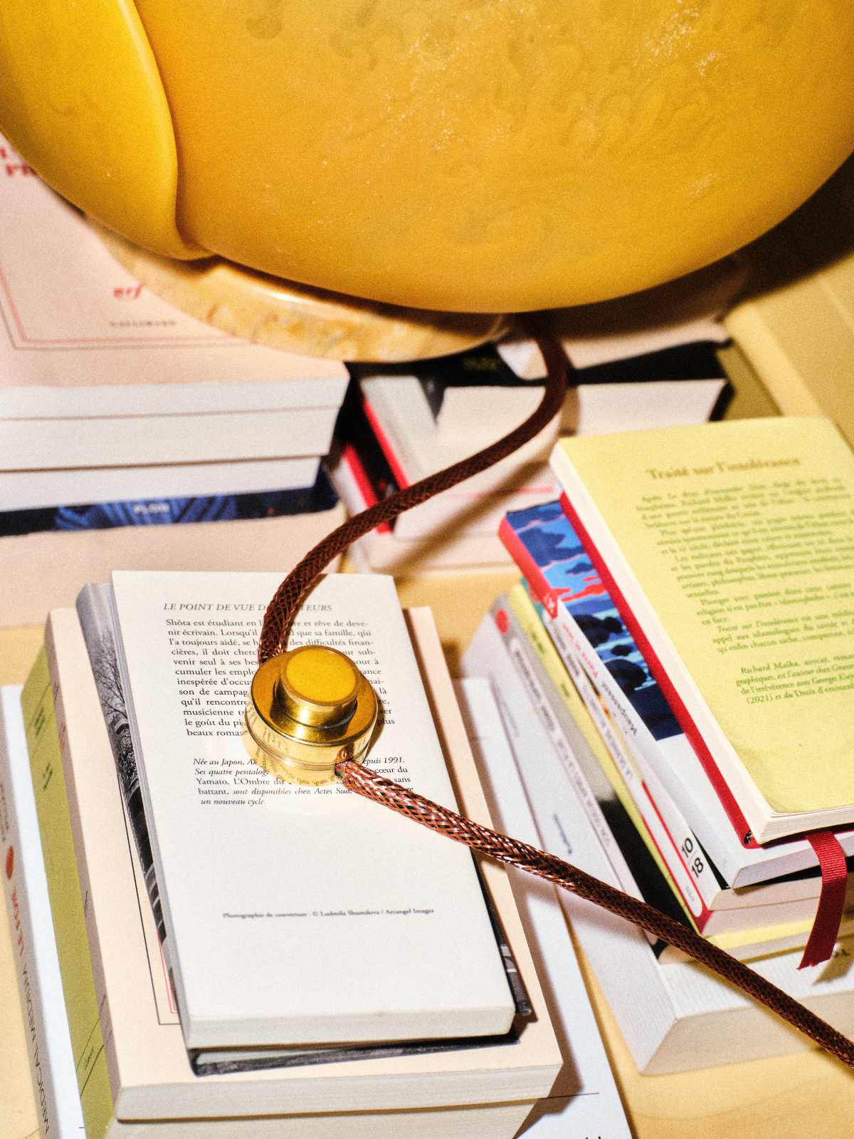 Laura Gonzalez Landscapes Exhibition: Craft And Luminescent Elegance