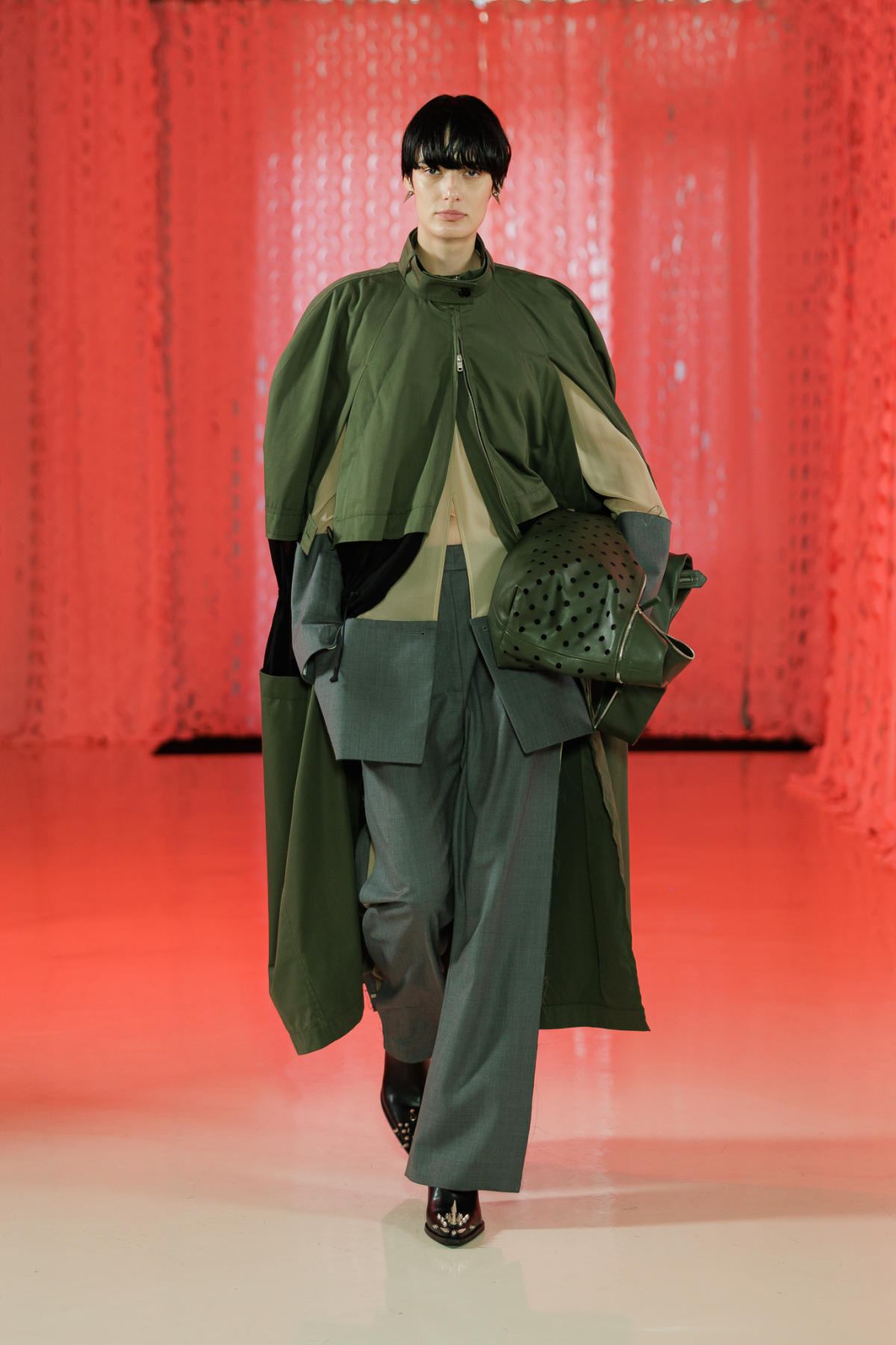 LITKOVSKA Spring-Summer 2026 “(DIS)CONNECTED”: A Paris Fashion Week Meditation On Authenticity