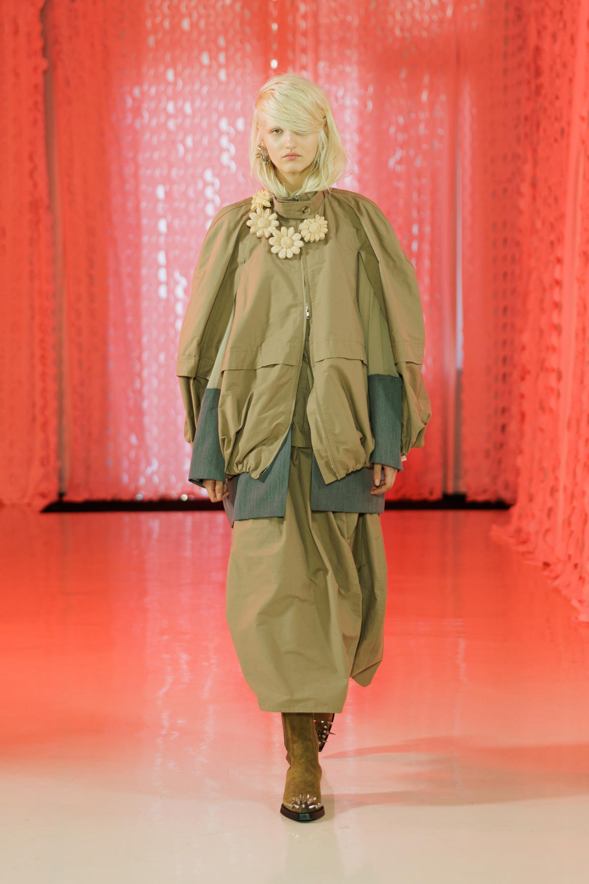 LITKOVSKA Spring-Summer 2026 “(DIS)CONNECTED”: A Paris Fashion Week Meditation On Authenticity