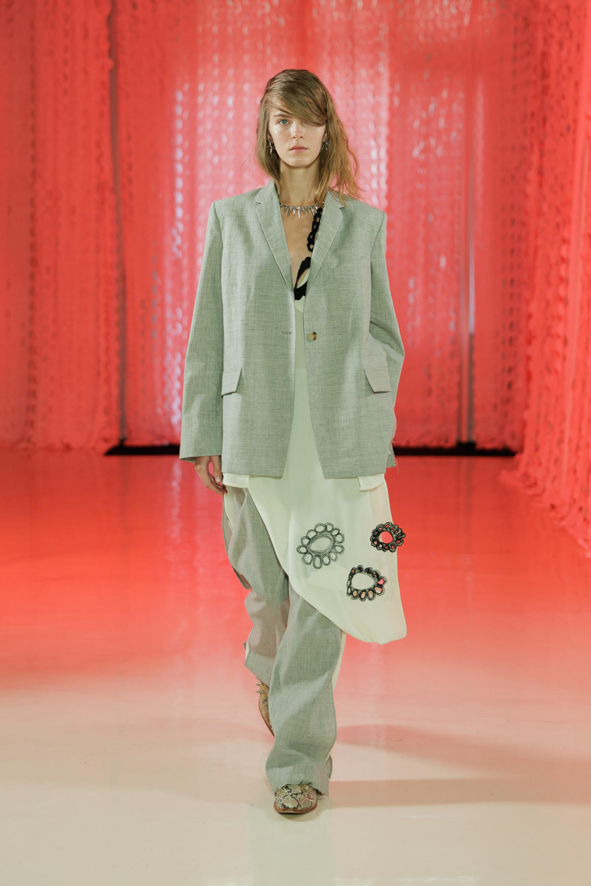 LITKOVSKA Spring-Summer 2026 “(DIS)CONNECTED”: A Paris Fashion Week Meditation On Authenticity