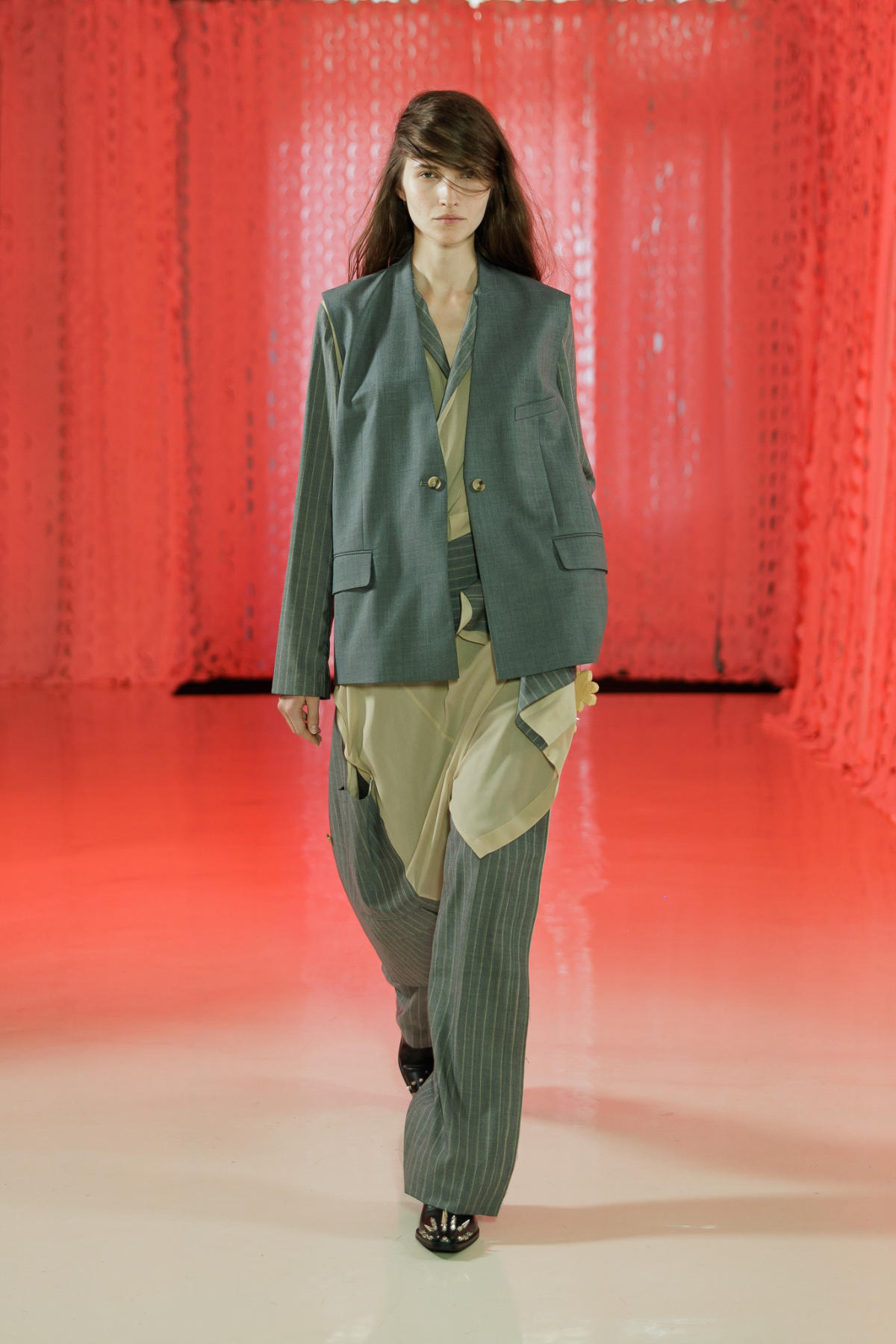 LITKOVSKA Spring-Summer 2026 “(DIS)CONNECTED”: A Paris Fashion Week Meditation On Authenticity
