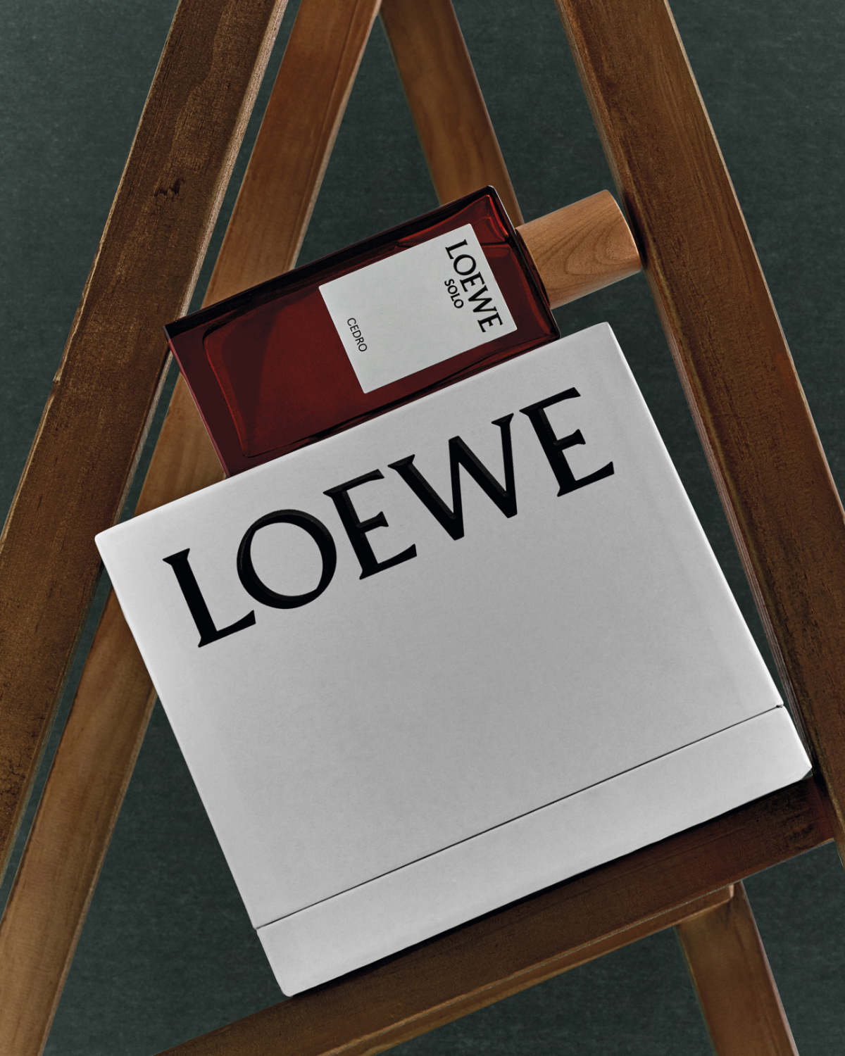 Loewe Introduces Its Perfumes Home Scents Novelties And Holidays Campaign 2023