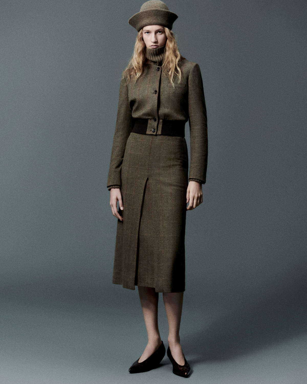 Loro Piana Presents Its New Fall/Winter 2024-2025 Women’s Collection