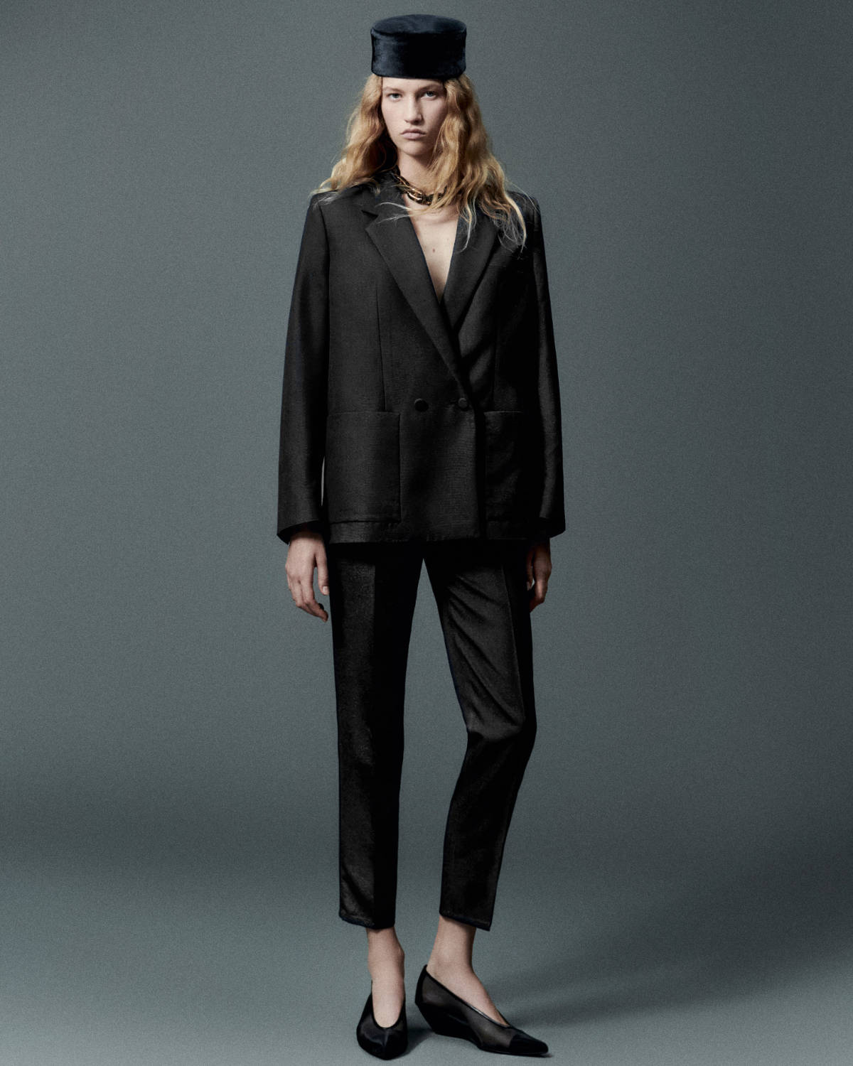 Loro Piana Presents Its New Fall/Winter 2024-2025 Women’s Collection