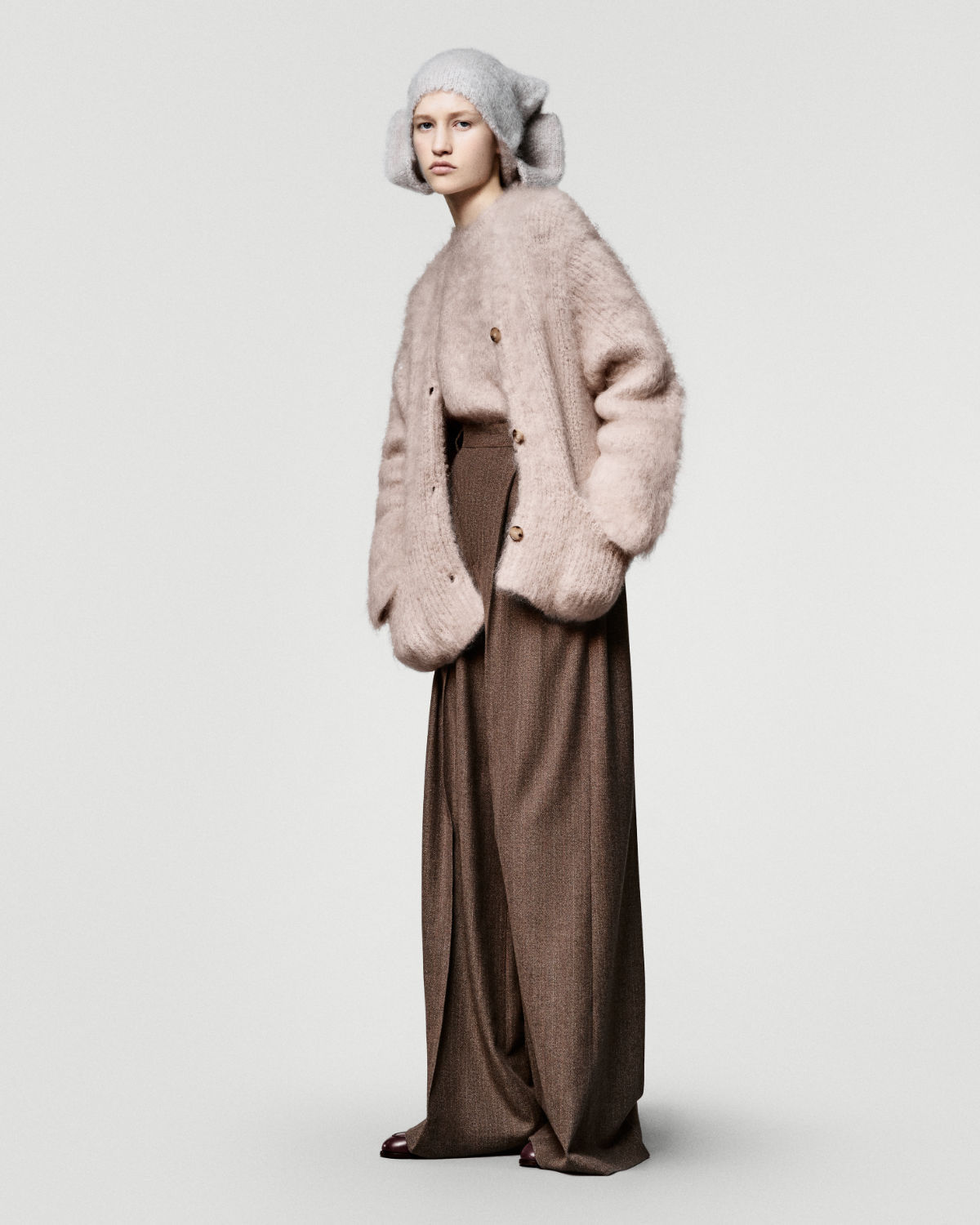 Loro Piana Unveils Its New Fall/Winter 2025-26 Women’s Collection: The Way We Were