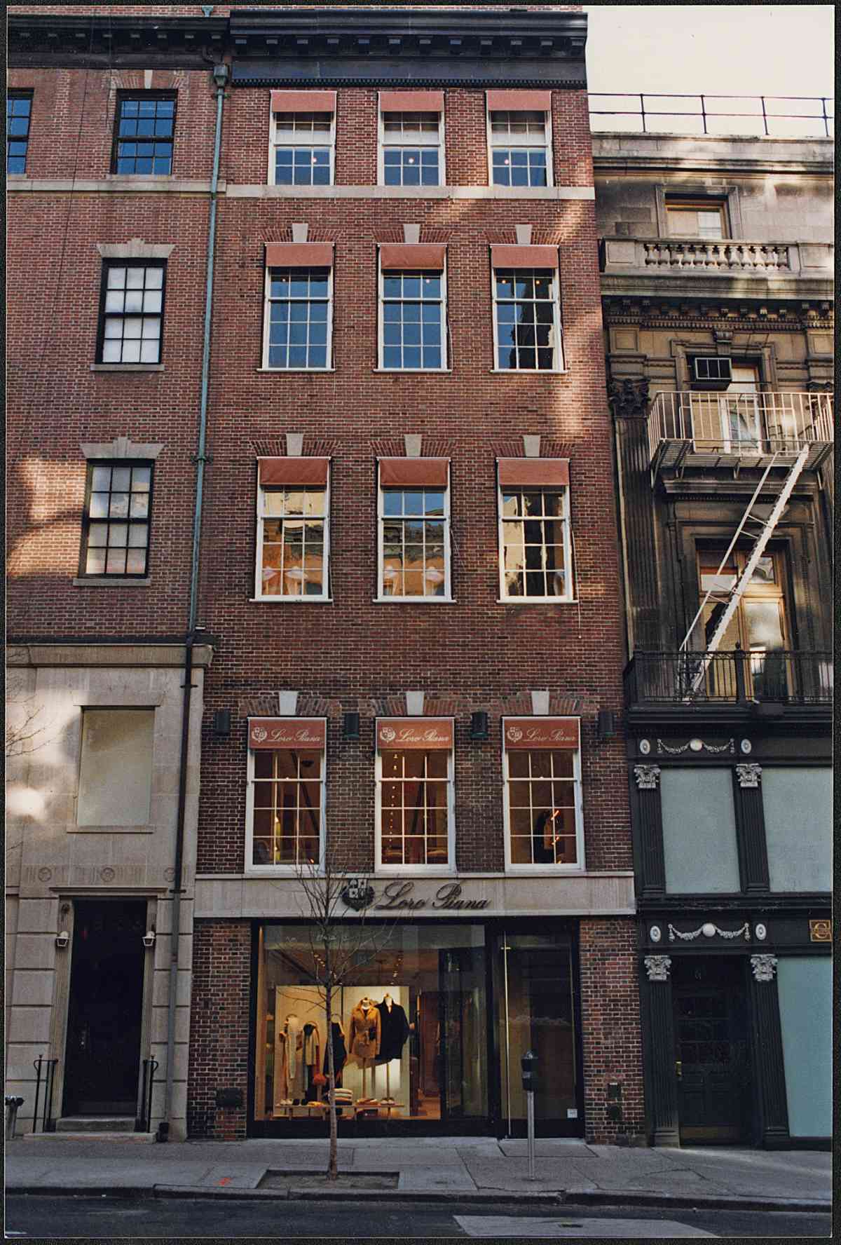 Loro Piana Honors New York At Bergdorf Goodman With Exclusive Installation