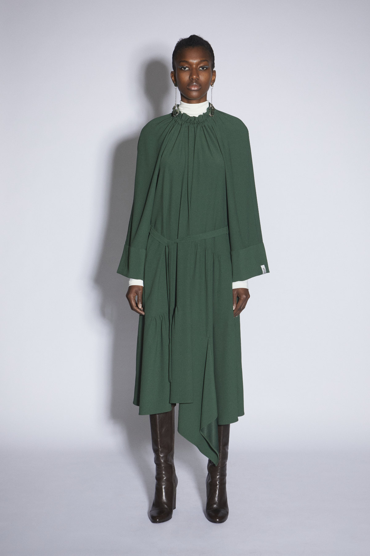 Lutz Huelle Presents Its New Autumn Winter 2022 Collection