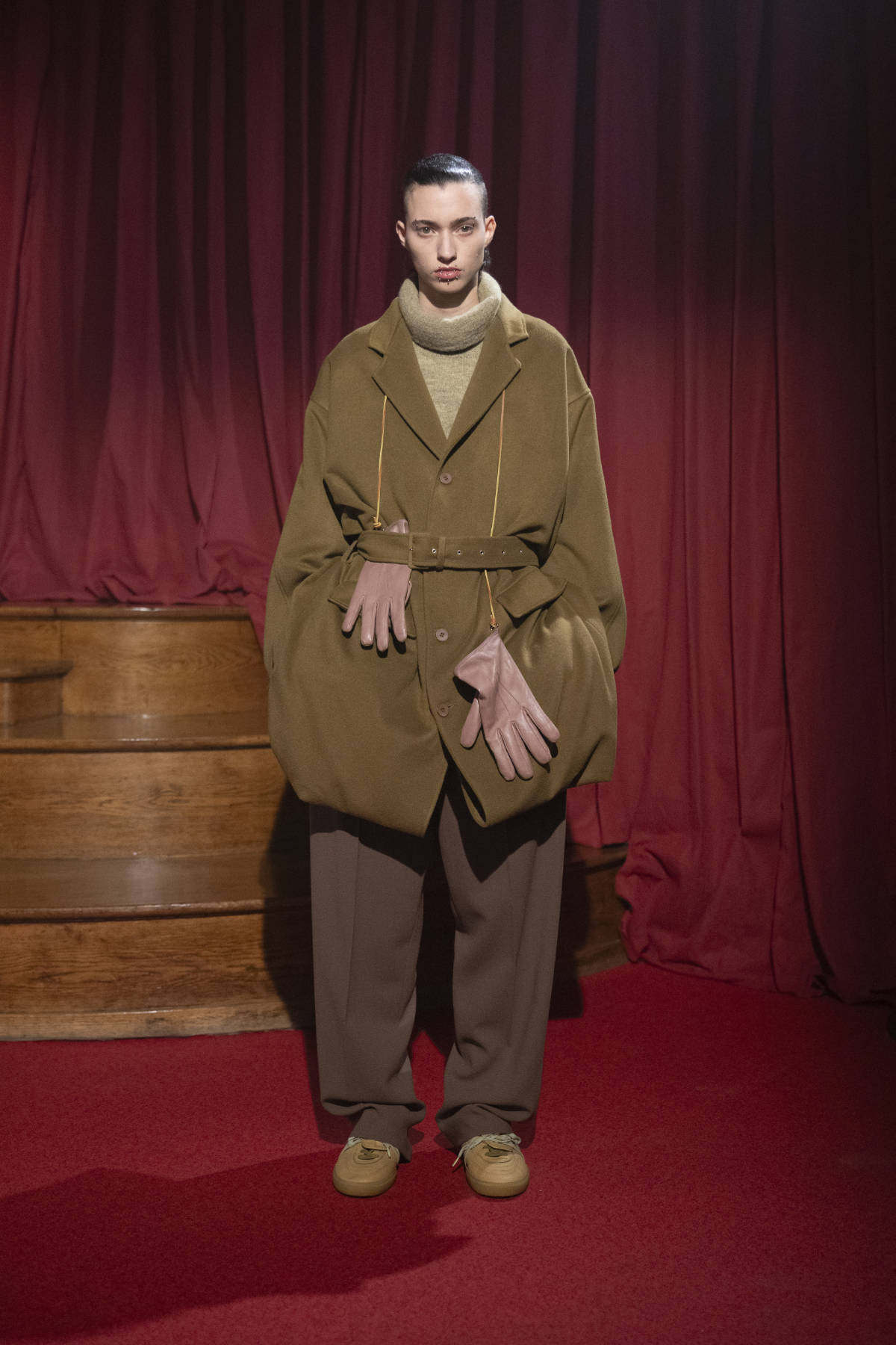 Magliano Fall/Winter 2026: A Poetic Vesture Beyond Convention