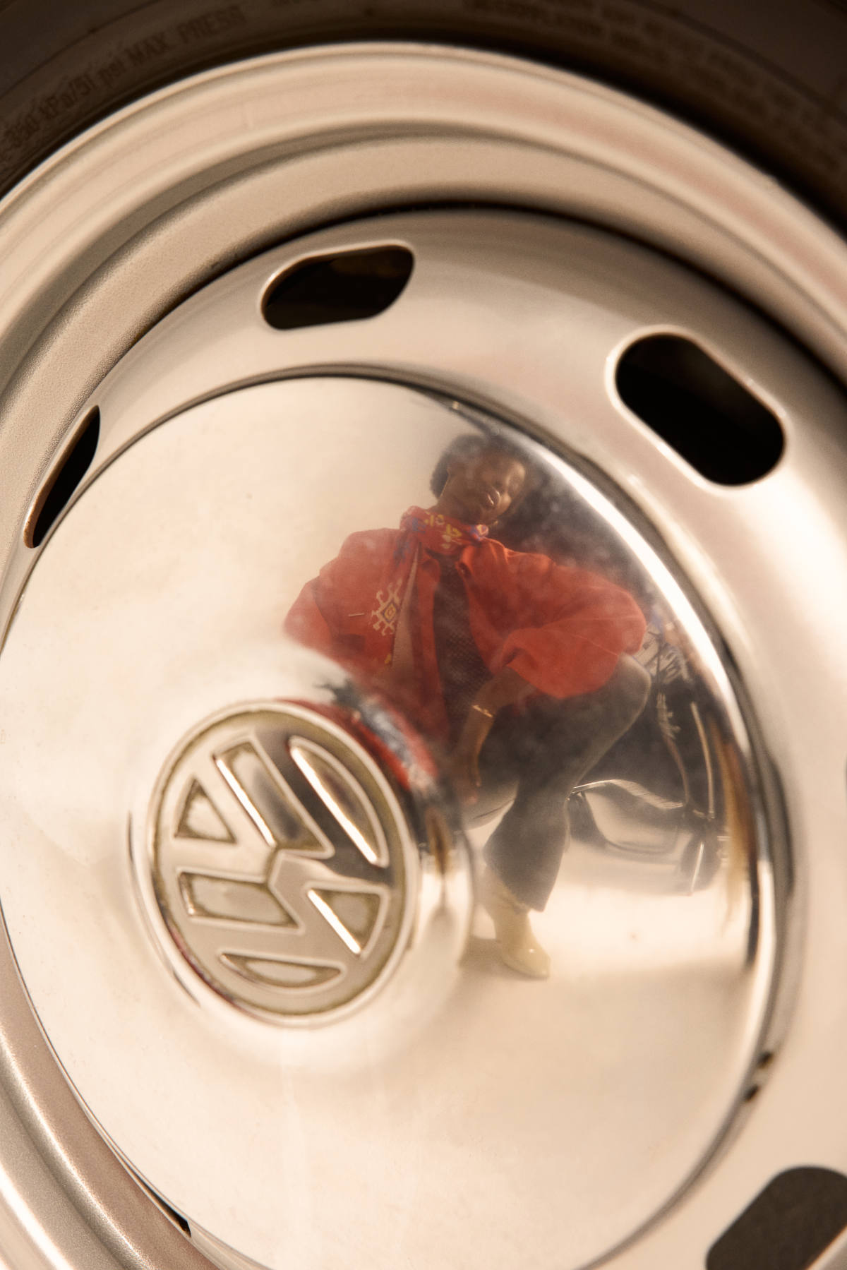 MOTHER Denim Unveils Winter 2025 “Drop 2” – Luxury Denim For The Discerning