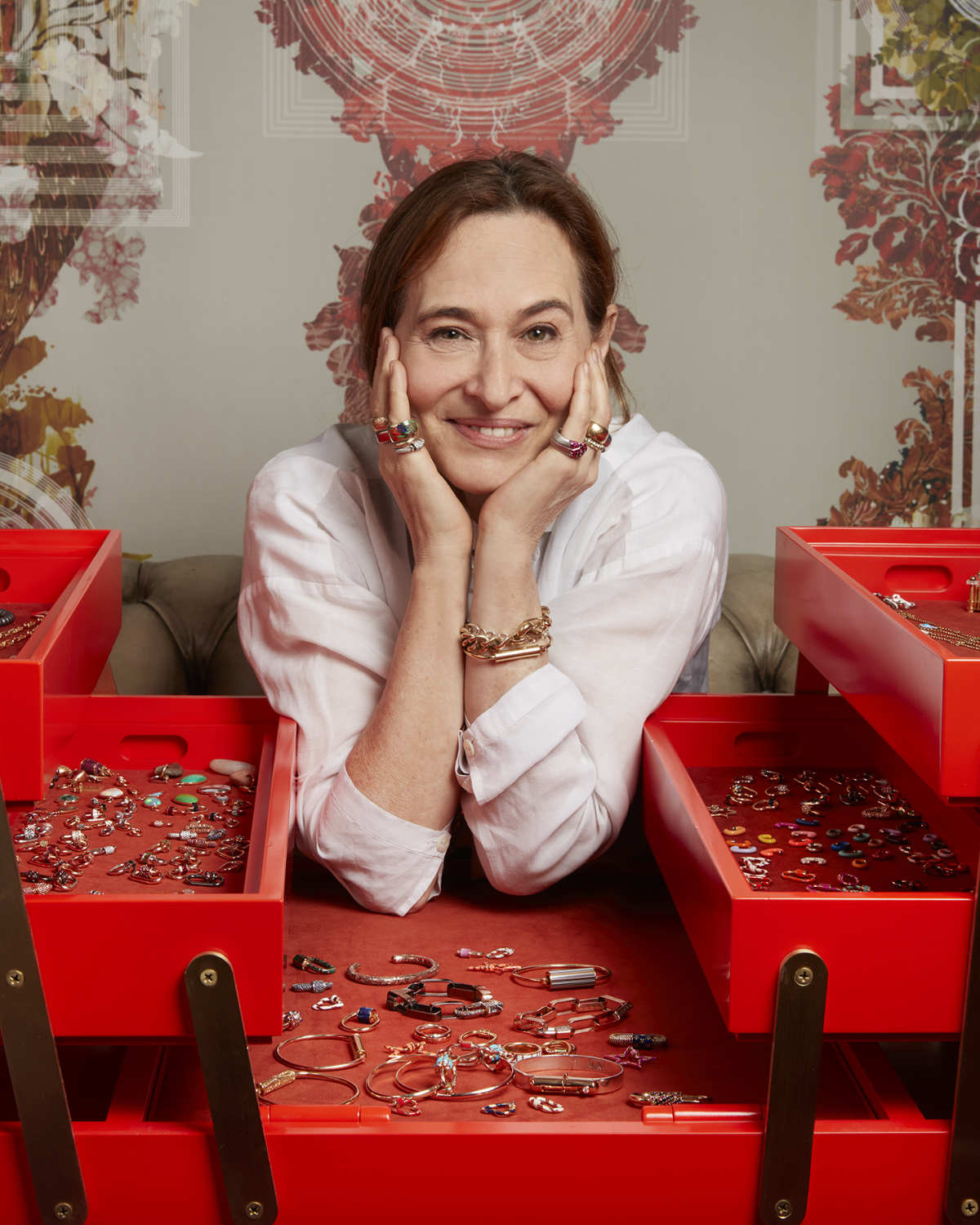 Marla Aaron Partners With Bergdorf Goodman For Interactive Pop-up Shop