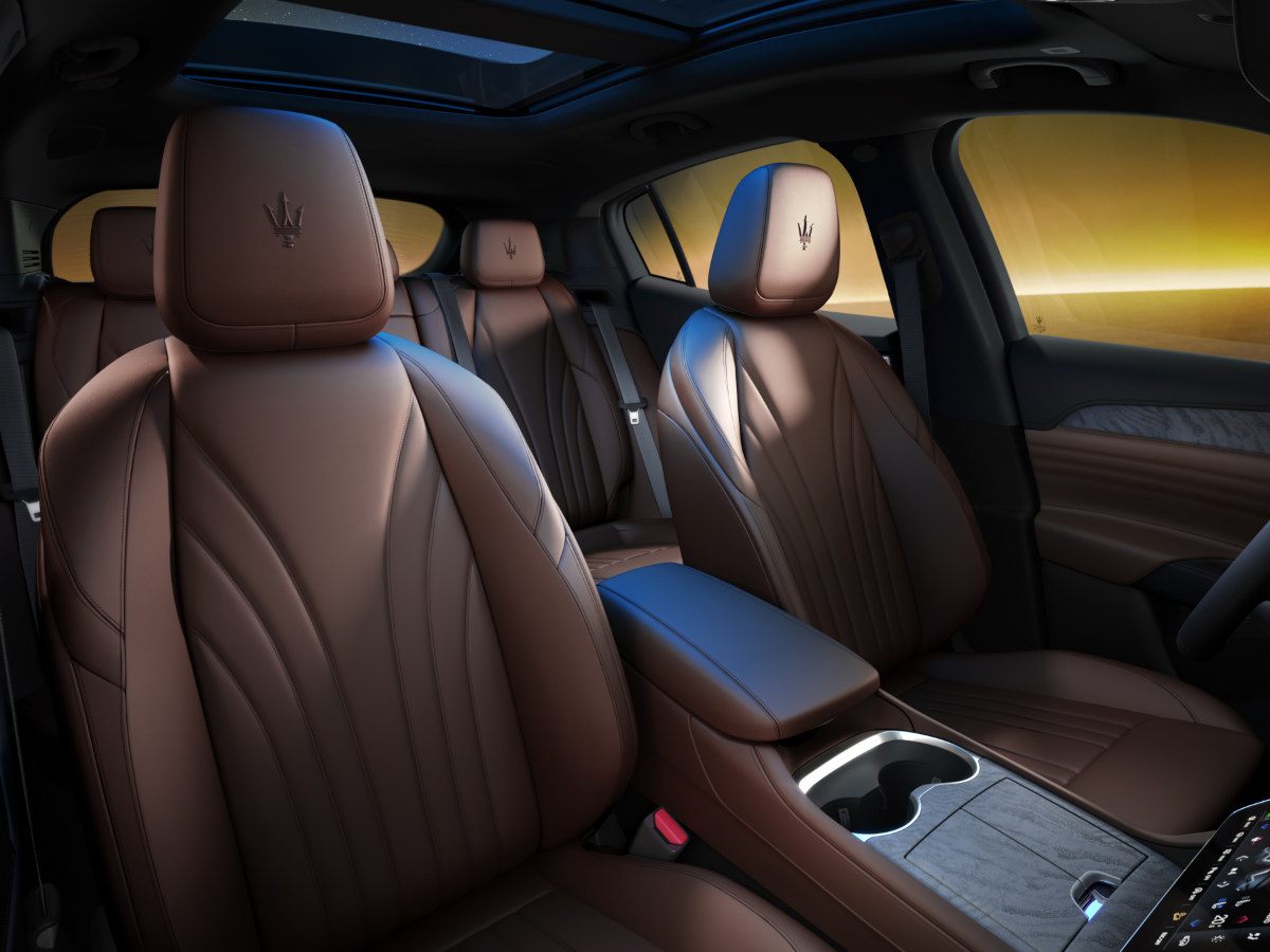 Maserati Grecale Lumina Blu: Italian Luxury Meets Cutting-Edge SUV Innovation