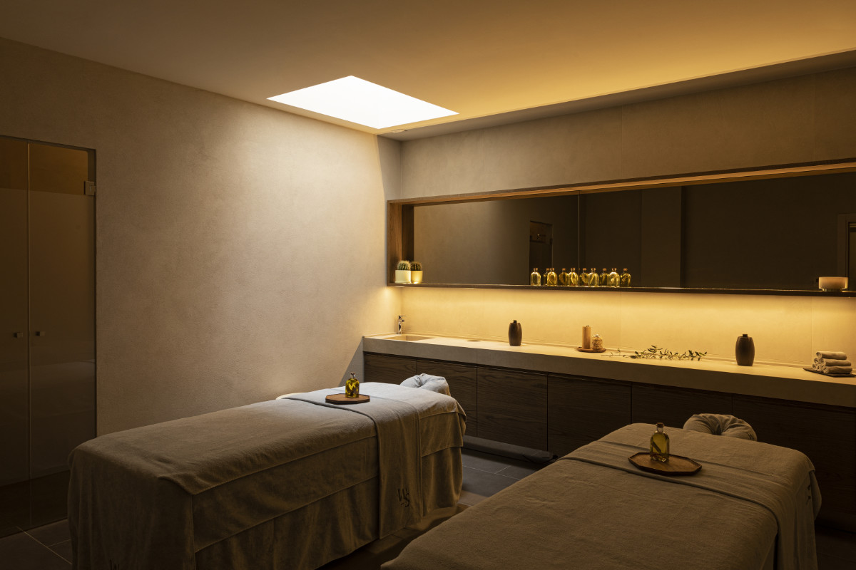 Wine & Wellness: A Luxurious Escape At The Club House 5*L In Chianti Classico