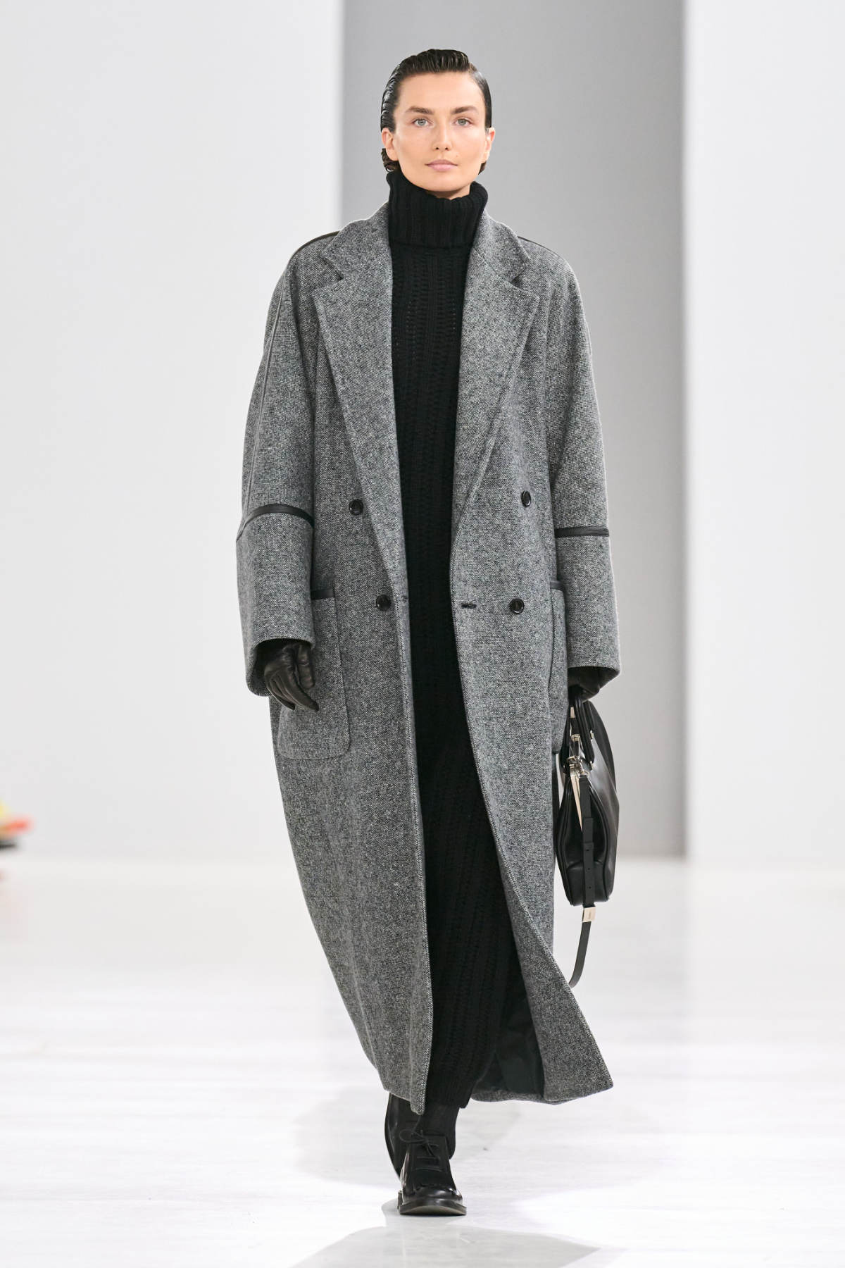 Max Mara Presents Its New Fall/Winter 2024 Collection