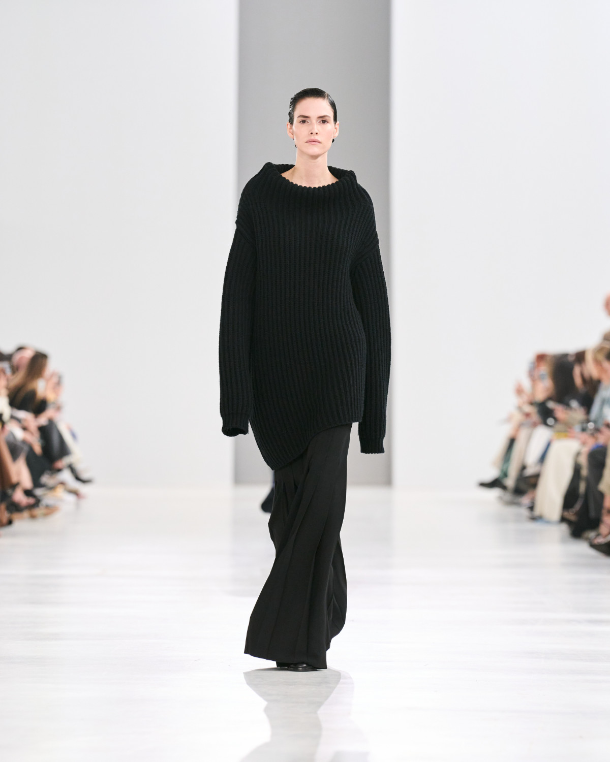 Max Mara Presents Its New Fall-Winter 2024 Collection: The Inner Life