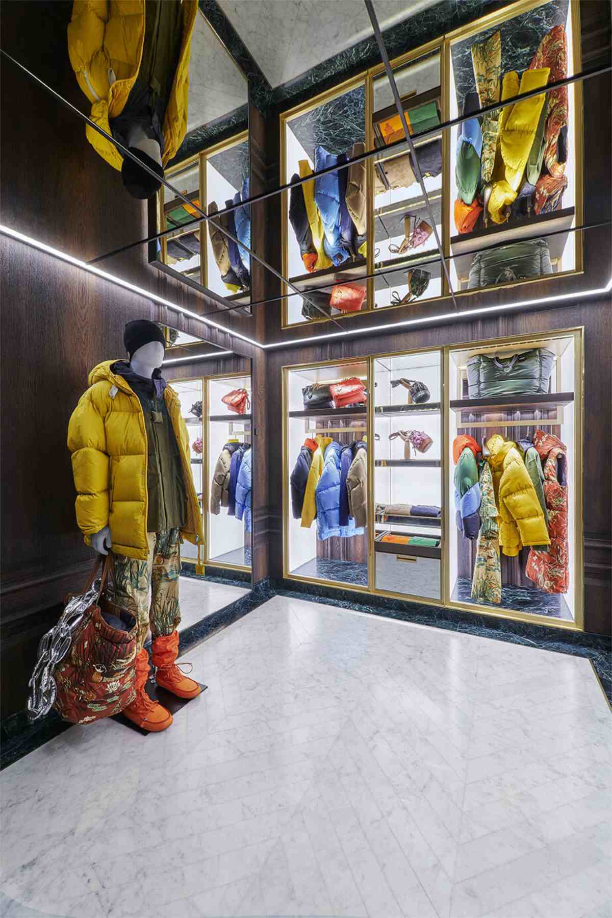 New openings of luxury boutiques - December 2020