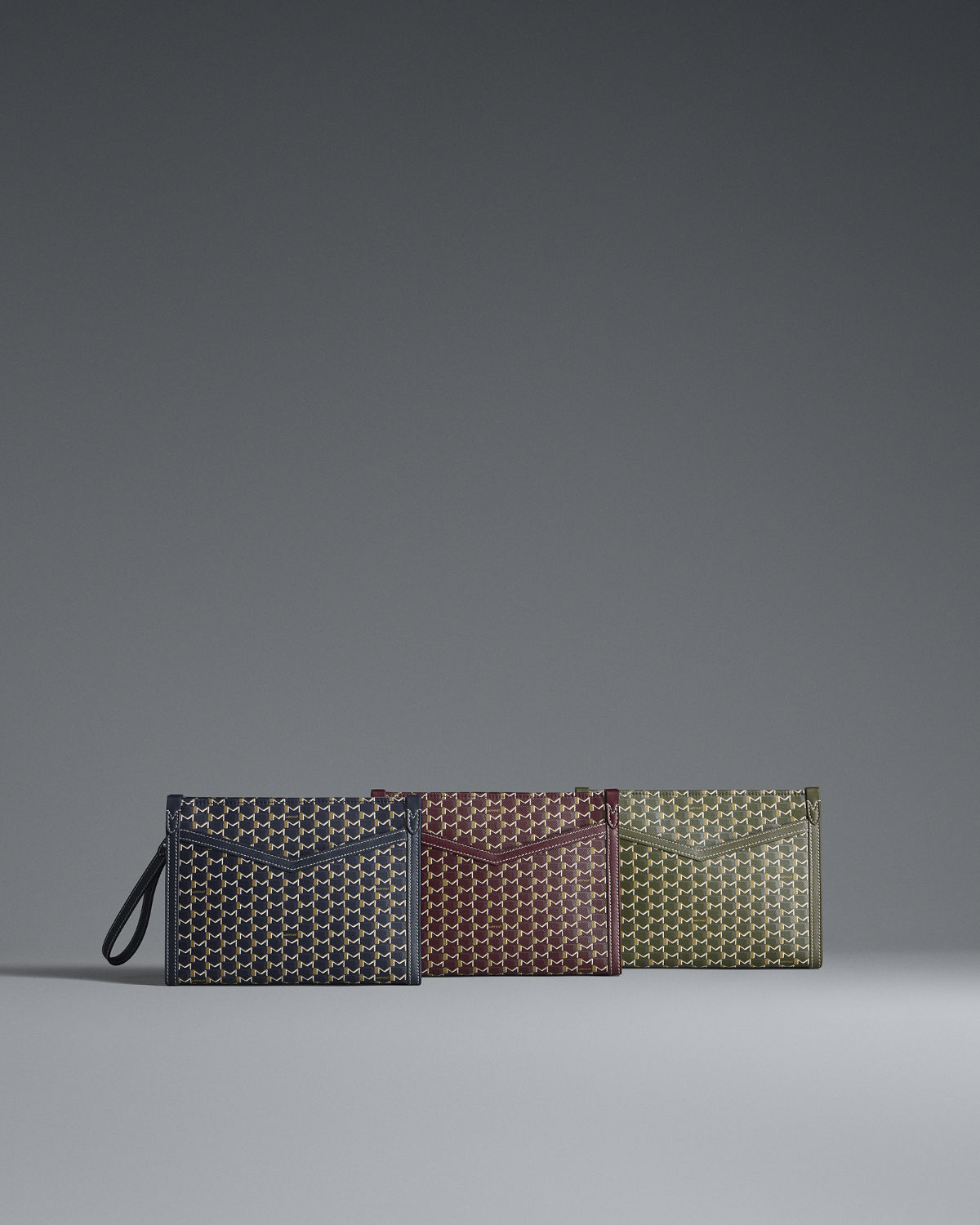 Moynat Unveils Its New Autumn 2025 “M Canvas” Collection