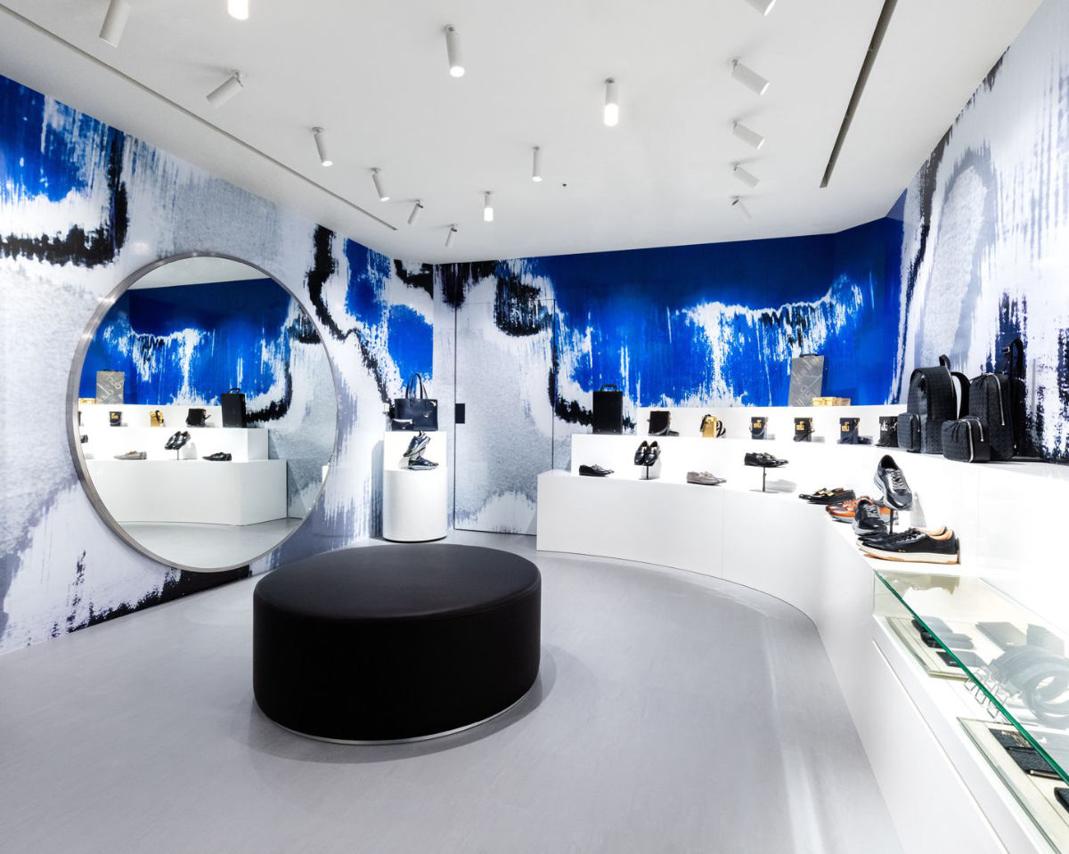 New Dunhill Popup Concept Store In The Prestigious Ginza Six Shopping