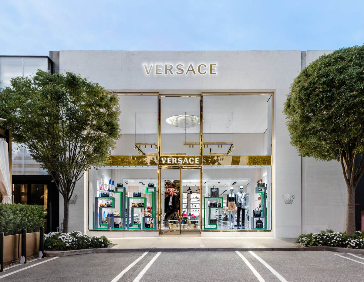 Versace Opened A New Boutique In Manhasset, New York