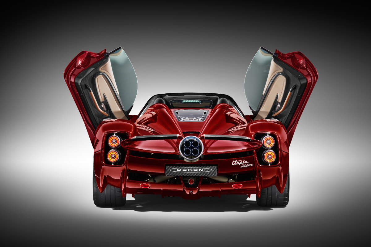 Pagani Automobili Unveils The Utopia Roadster