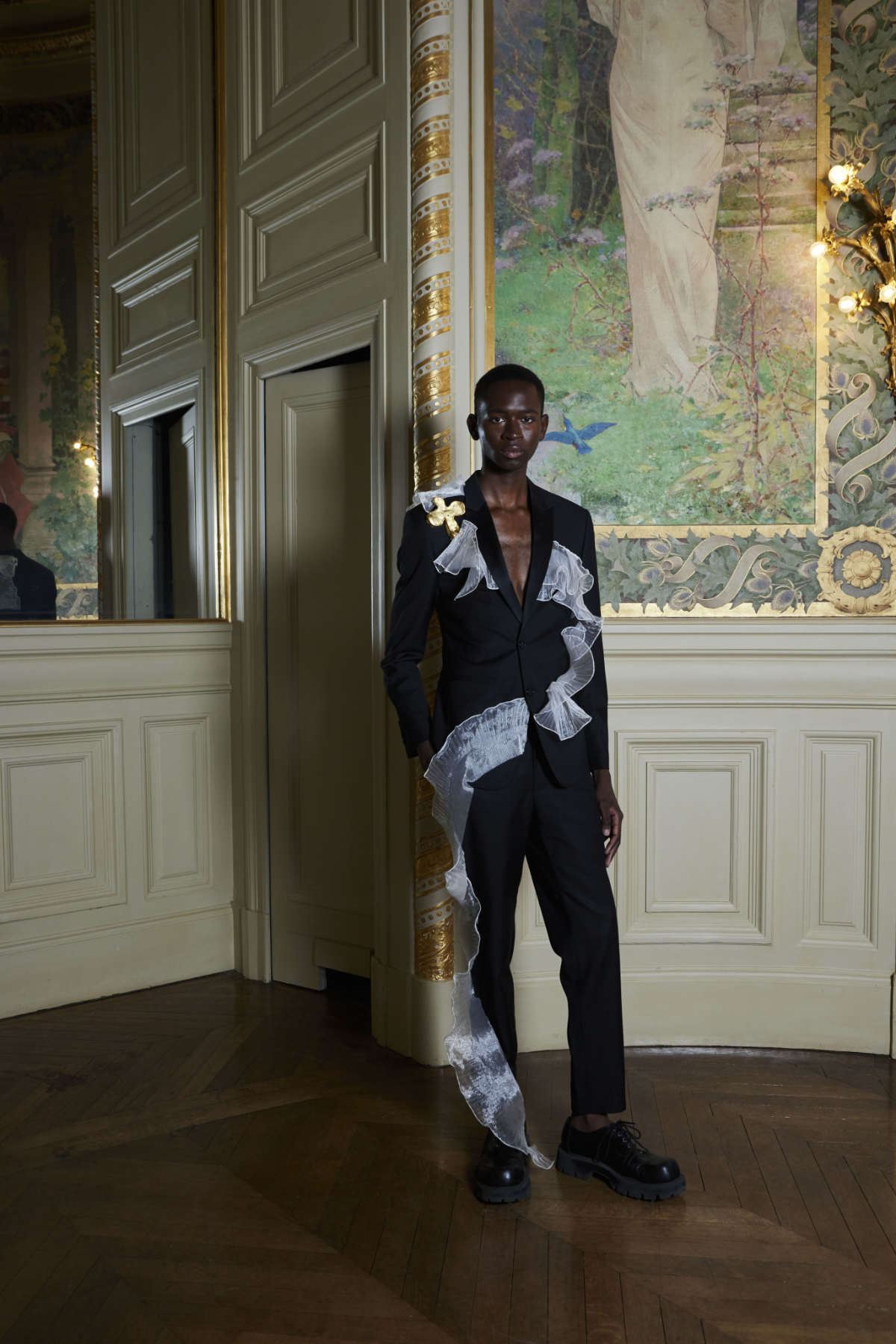 Peet Dullaert Presents His New Fall Winter 2025 Haute Couture Collection: Silent Symphony