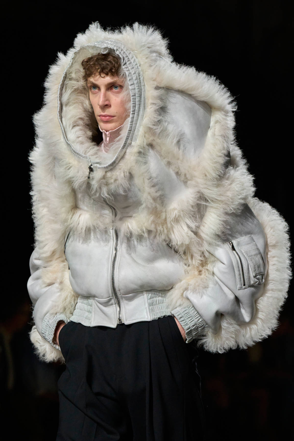 Silenzio Bianco: Polimoda Best Collection 2025