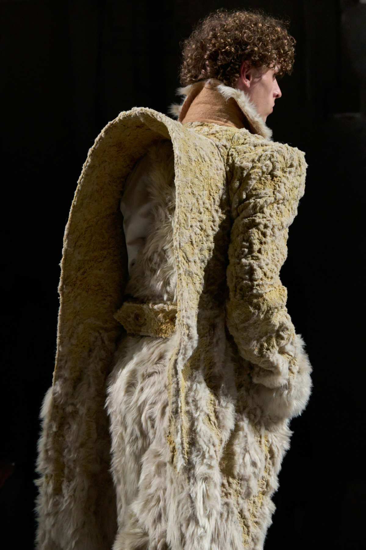Silenzio Bianco: Polimoda Best Collection 2025