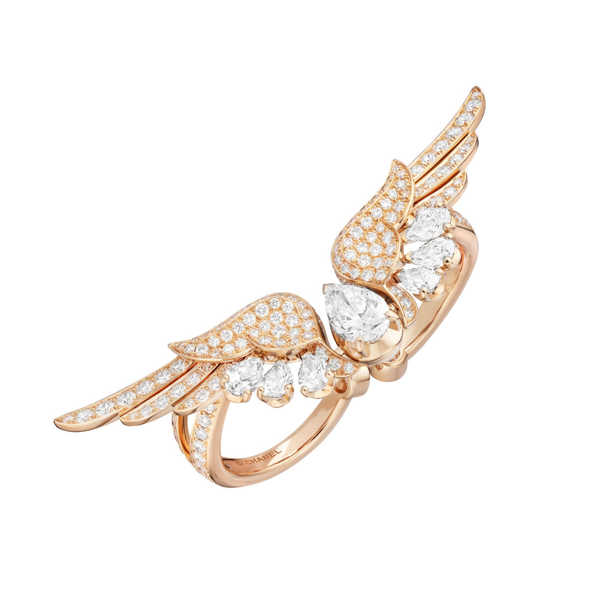 Chanel Presents Its New High Jewelry Collection: Reach For The Stars