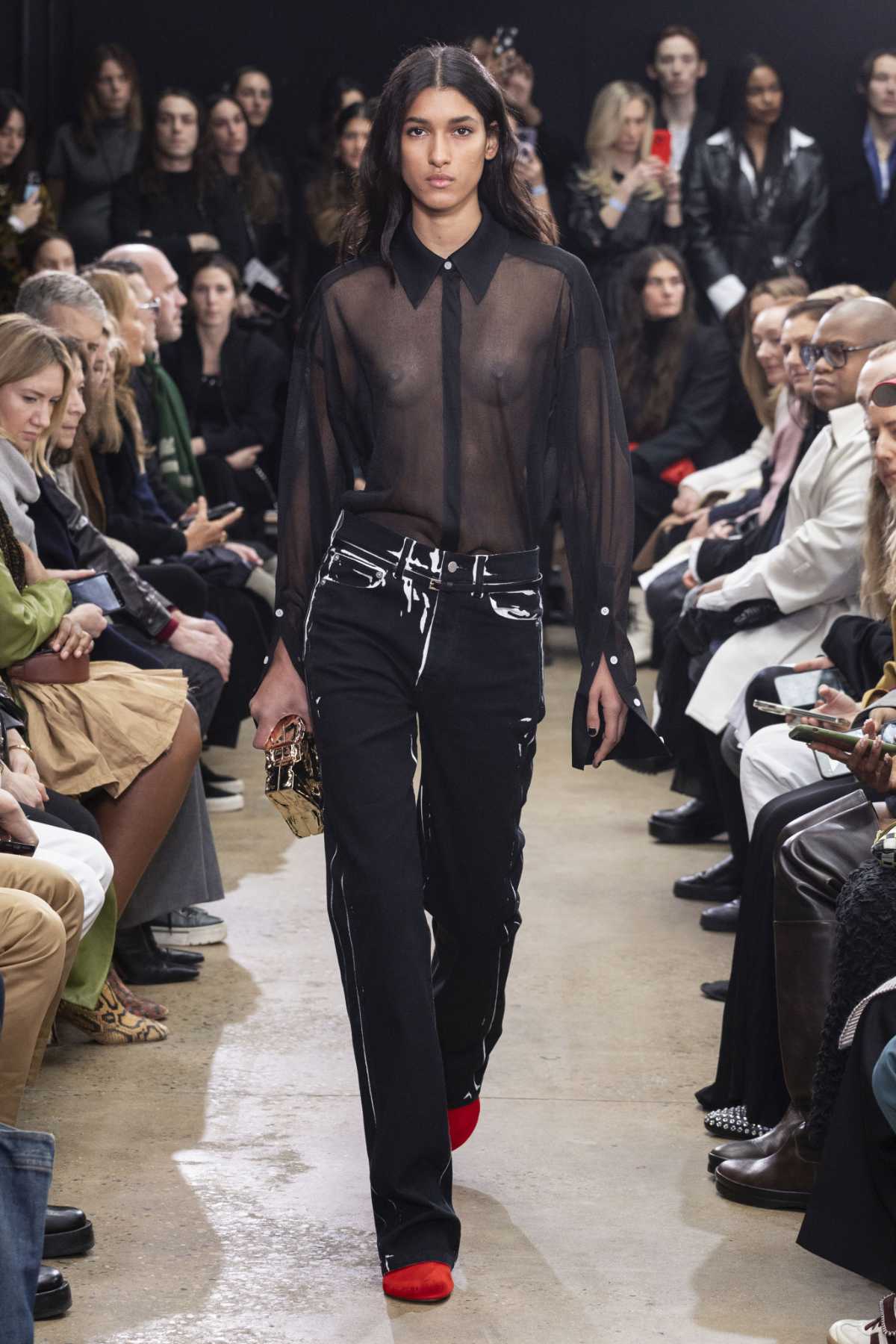 Proenza Schouler Presents Its New Fall Winter 2024 Collection