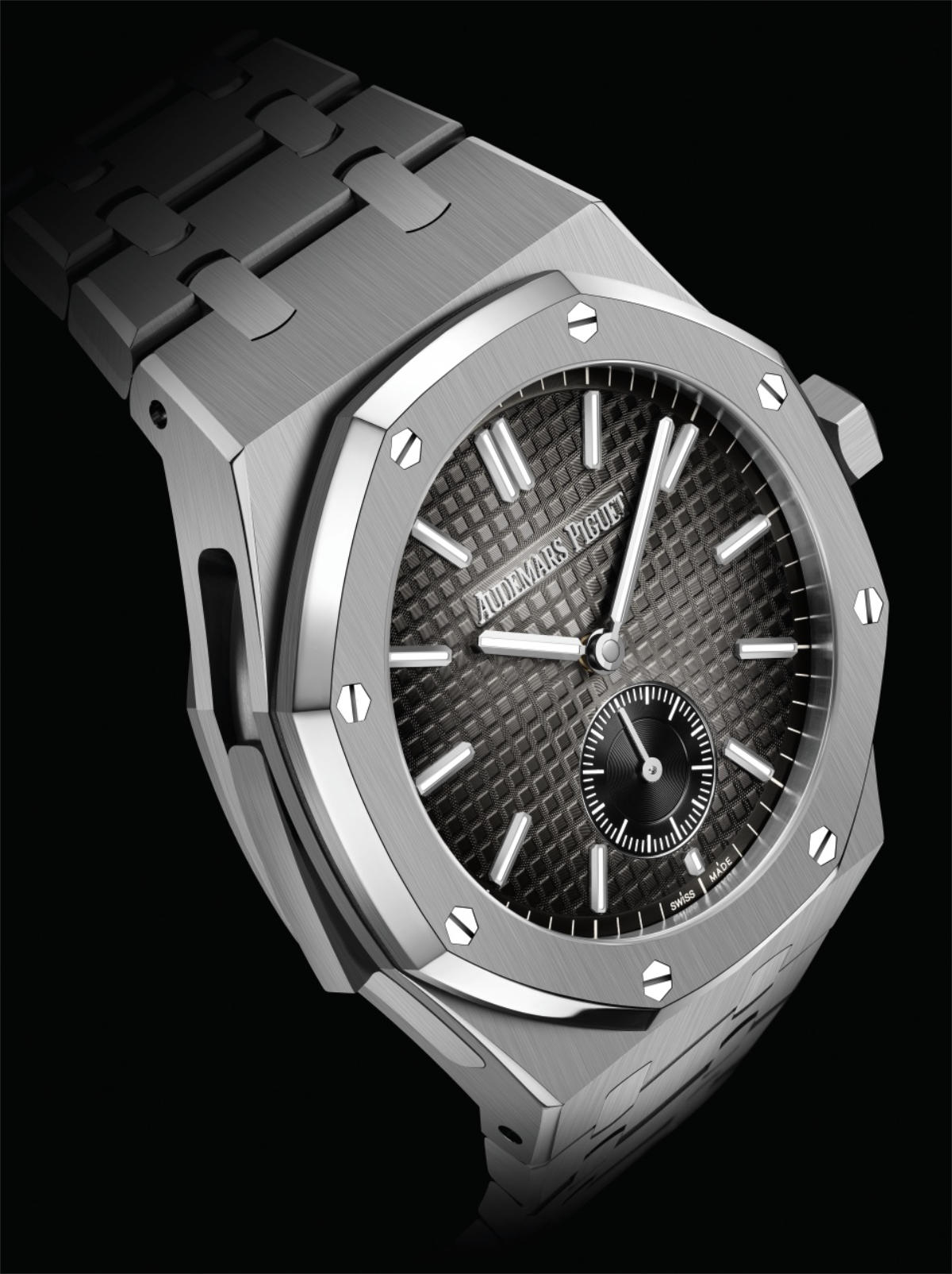 Audemars Piguet Reveals A New Royal Oak Minute Repeater Supersonnerie Entirely Crafted In Titanium