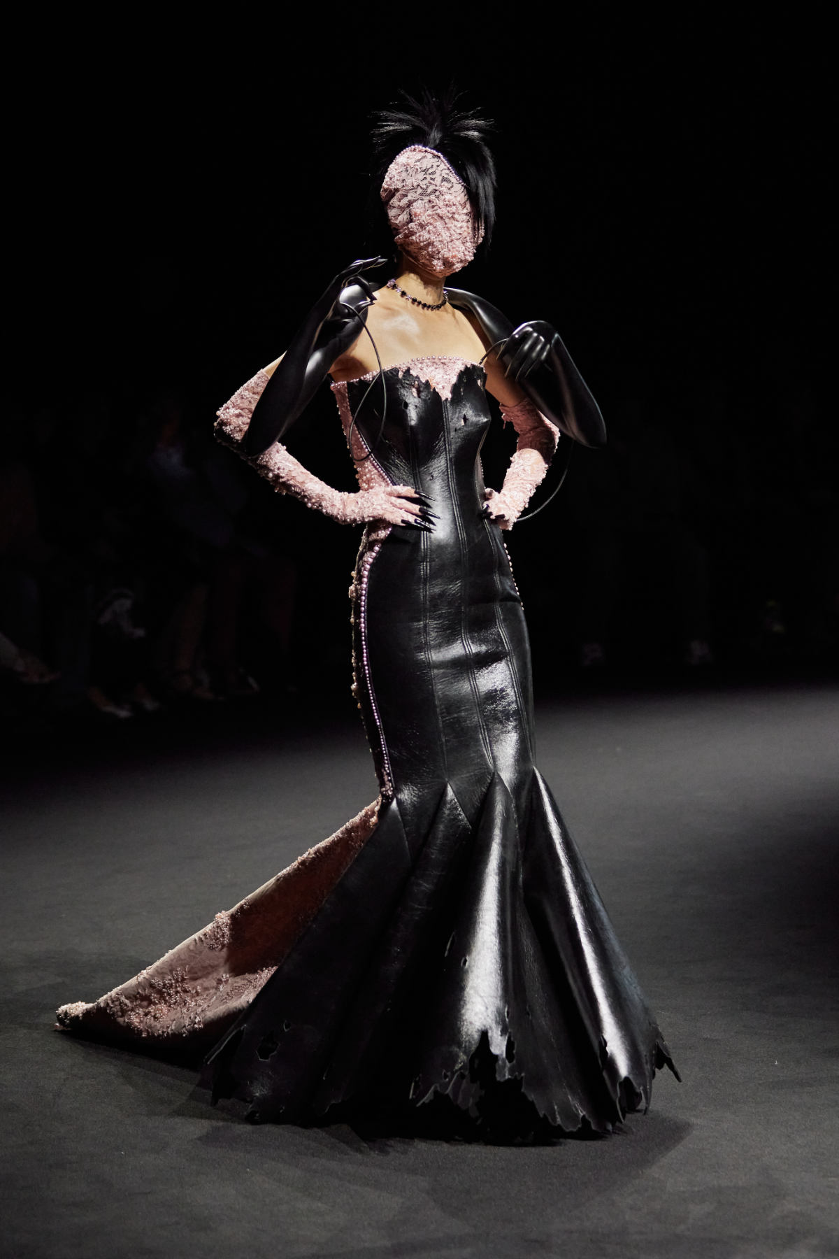 Robert Wun Presents His New Fall-Winter 2025 Haute Couture Collection: Becoming