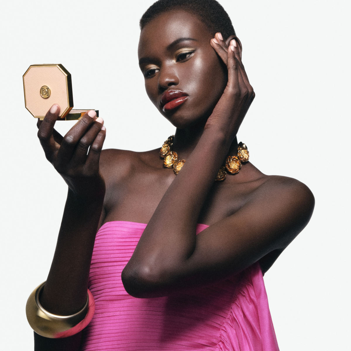 Carolina Herrera Beauty Elevates The Art Of Complexion With Two New Nude Couture Icons