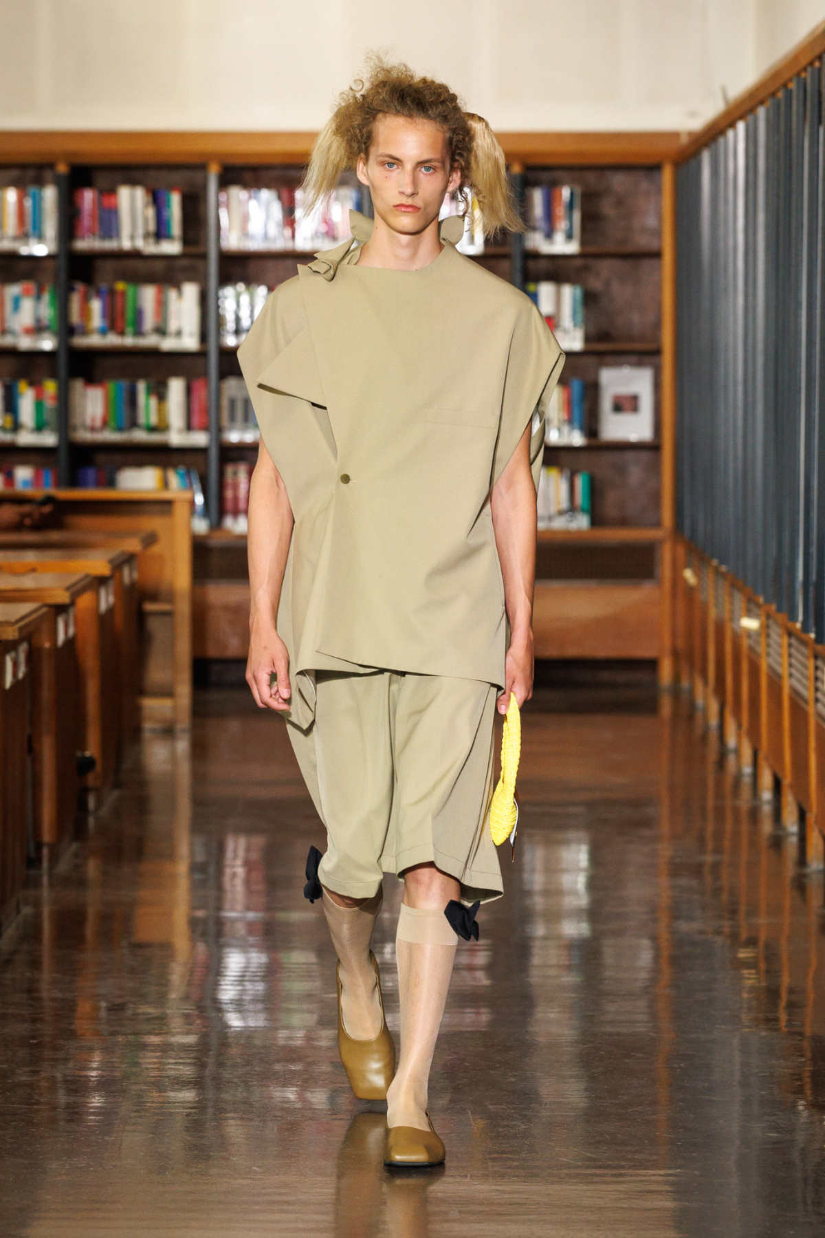 Embodying Reverie: SEAN SUEN's Spring/Summer 2026 Collection - A Journey Through Time And Emotion