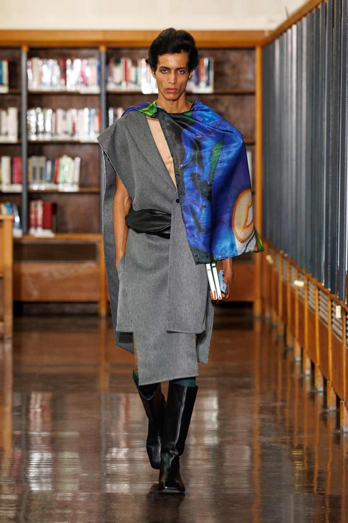 Embodying Reverie: SEAN SUEN's Spring/Summer 2026 Collection - A Journey Through Time And Emotion