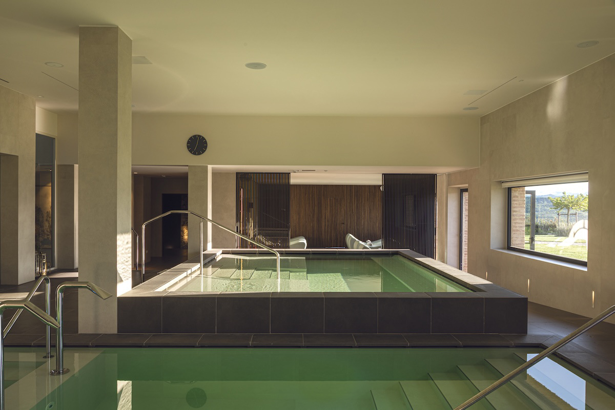 Wine & Wellness: A Luxurious Escape At The Club House 5*L In Chianti Classico