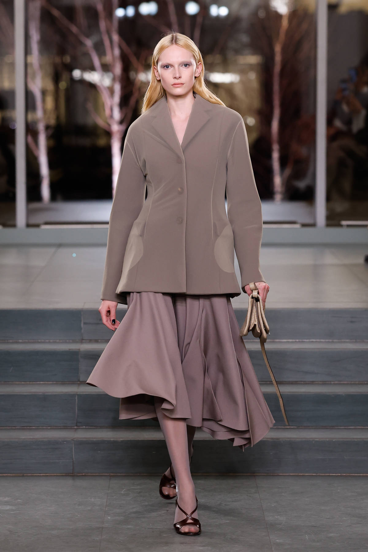 Tory Burch Fall Winter 2025: American Luxury Reinvented