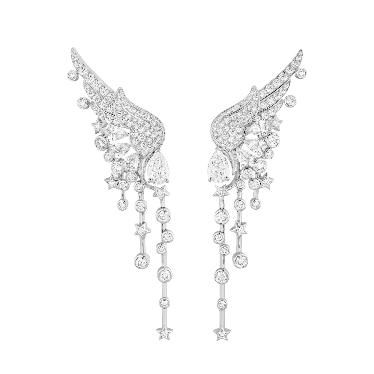 Chanel Presents Its New High Jewelry Collection: Reach For The Stars