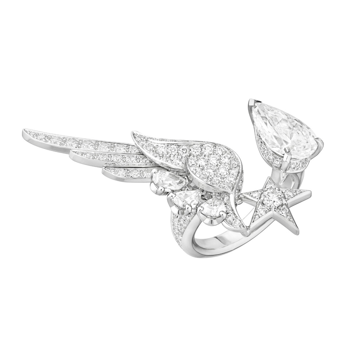 Chanel Presents Its New High Jewelry Collection: Reach For The Stars