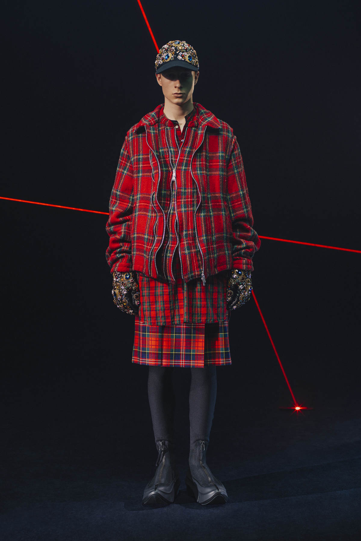 UNDERCOVER × Grounds: Sculptural Luxury Footwear For Fall/Winter 2025