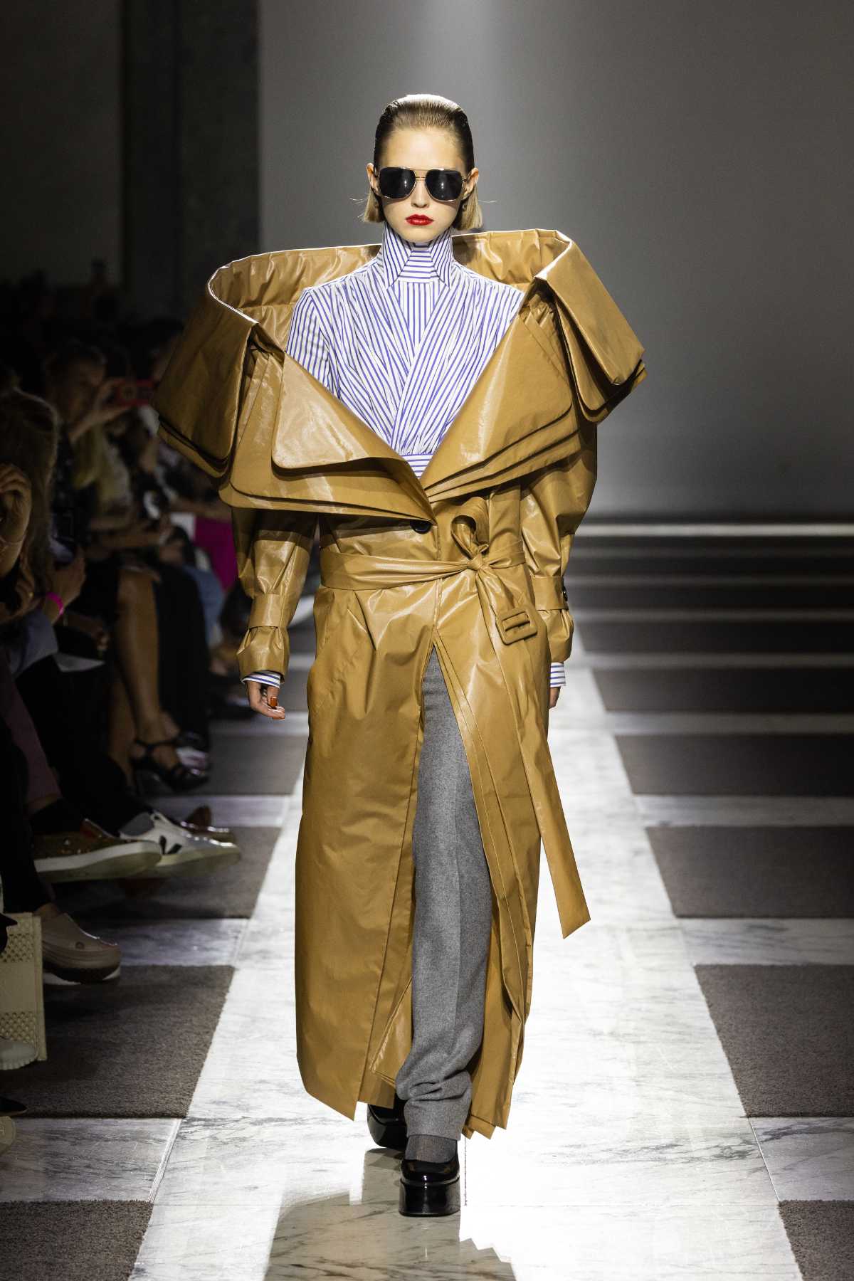 Viktor&Rolf Present Their Autumn Winter 2022 Haute Couture Collection