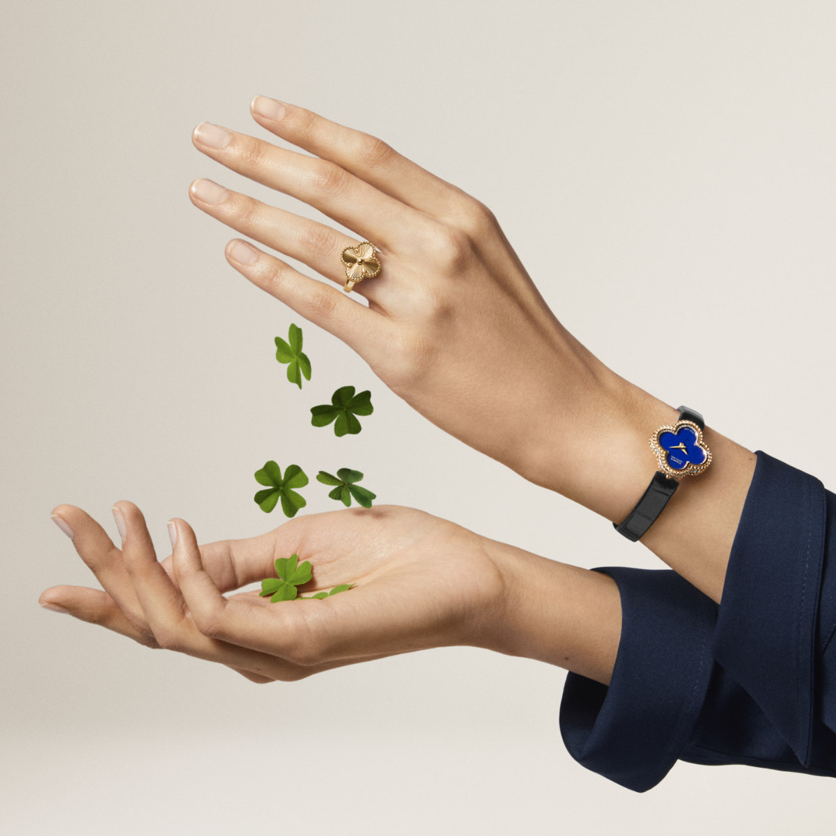 Van Cleef & Arpels' Alhambra Collection Welcomes Four Secret Pendant Watch  Models - Luxferity Magazine