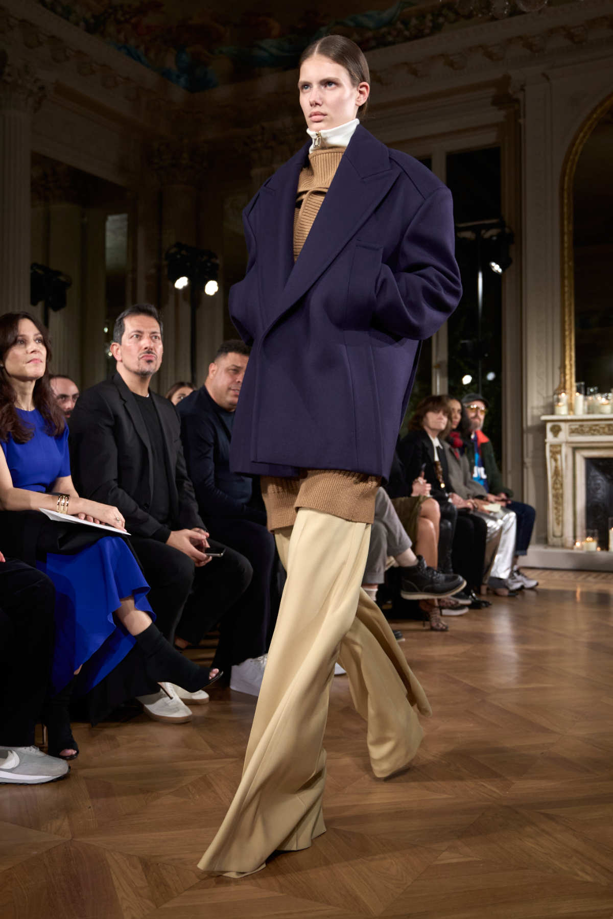 Victoria Beckham Presents Her New Fall-Winter 2024 Collection