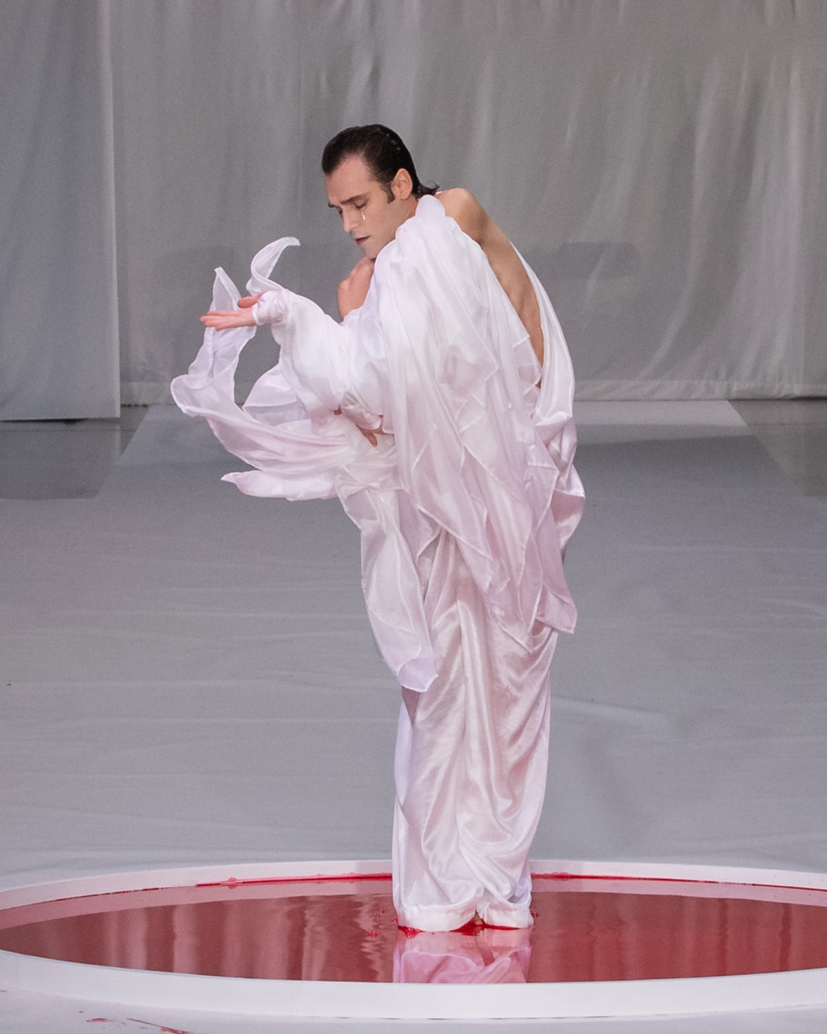 Yuima Nakazato Presents His New Couture Spring/Summer 2024 Collection: Utakata