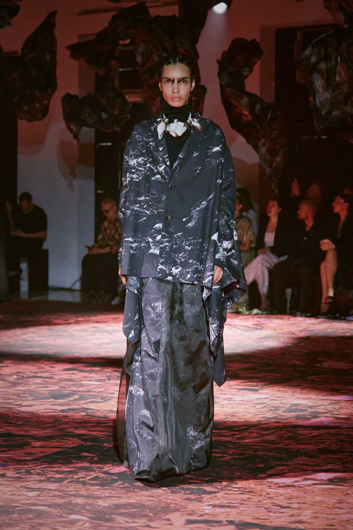 Yuima Nakazato Presents Its New Haute Couture Autumn/Winter 2023-24 Collection: Magma