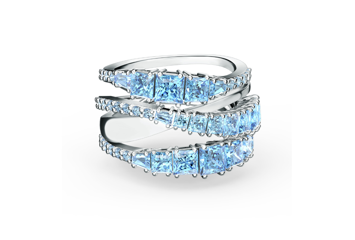 Swarovski Celebrates Craftsmanship And Glamour With Its Fall Winter   Dff733e855e75dd13d670c7be0105a7f574cffd6 