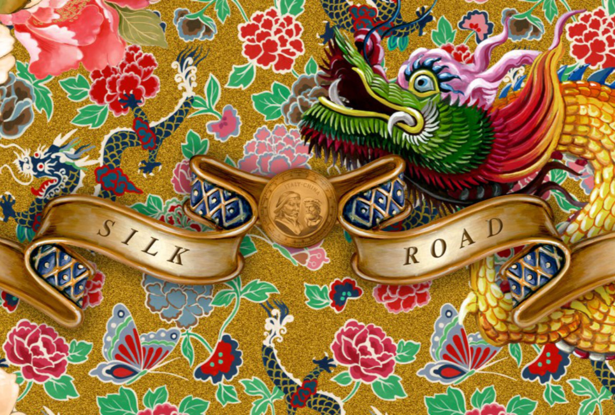 Dolce&Gabbana's Silk Road Scarf Collection: a tribute to