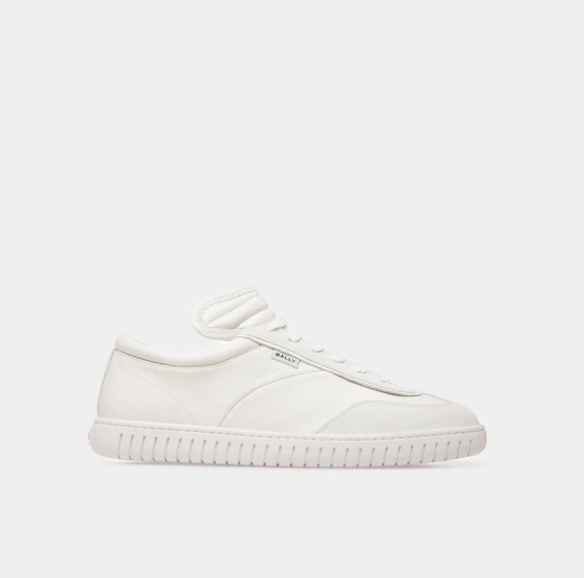 Bally Boutique Zurich: Player Sneakers In White Leather - Luxferity