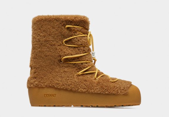 Corviglia Leather Snow Boots In Camel